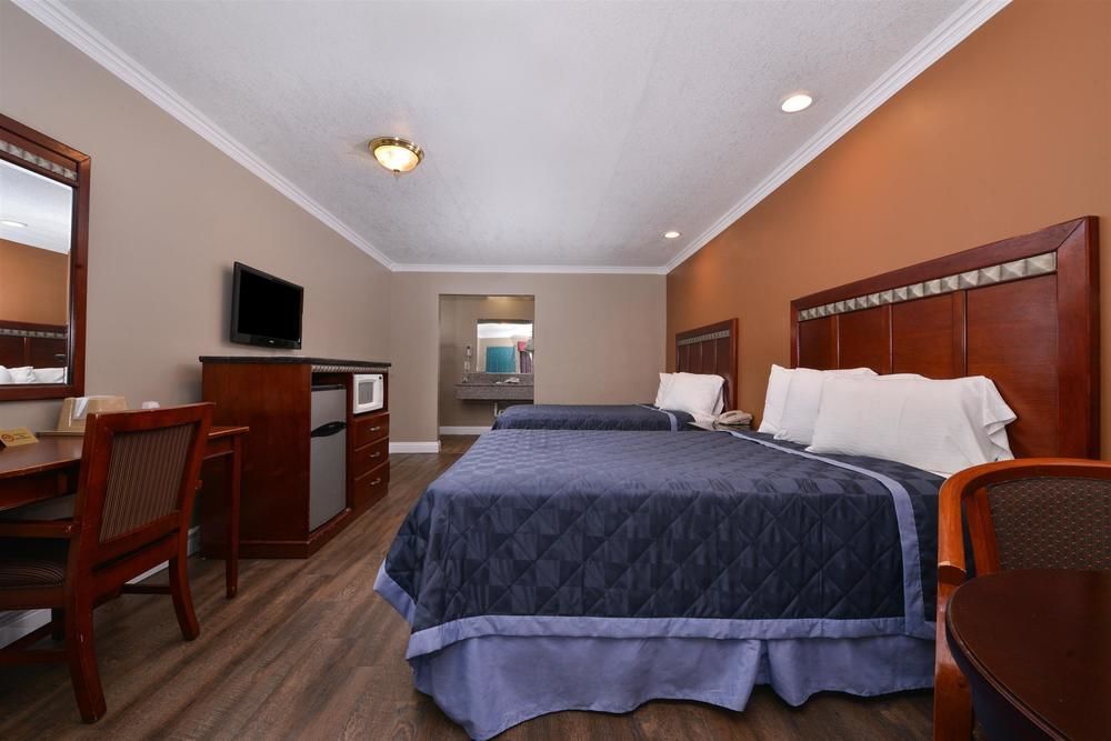 Americas Best Value Inn Corona Eksteriør billede